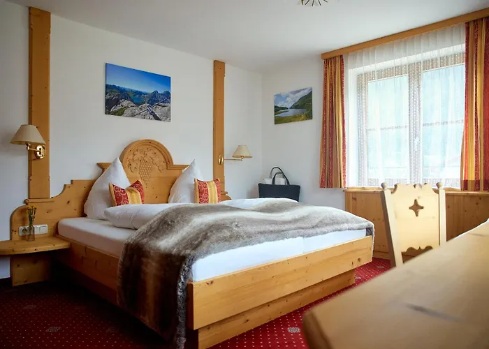 Hotel Montafon Moments 3*